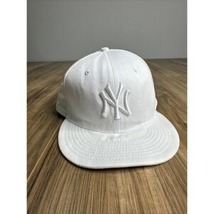 New York Yankees New Era 9Fifty White SnapBack‎ Hat OSFM
